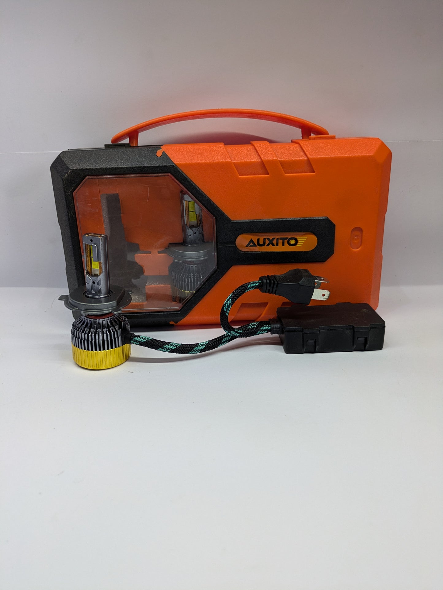 Axito led lights (9005,H4,H11)