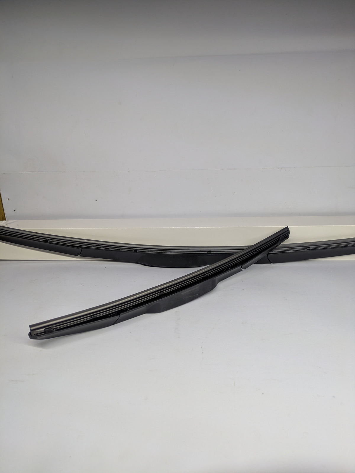 Hybrid wipers