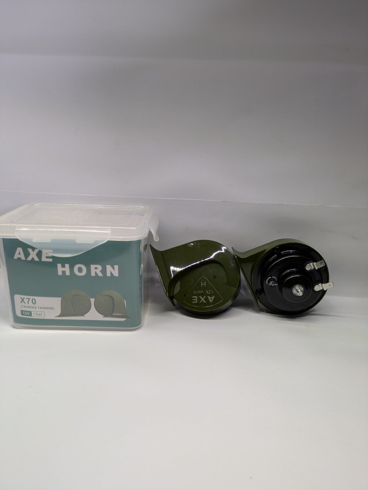 Axe horn