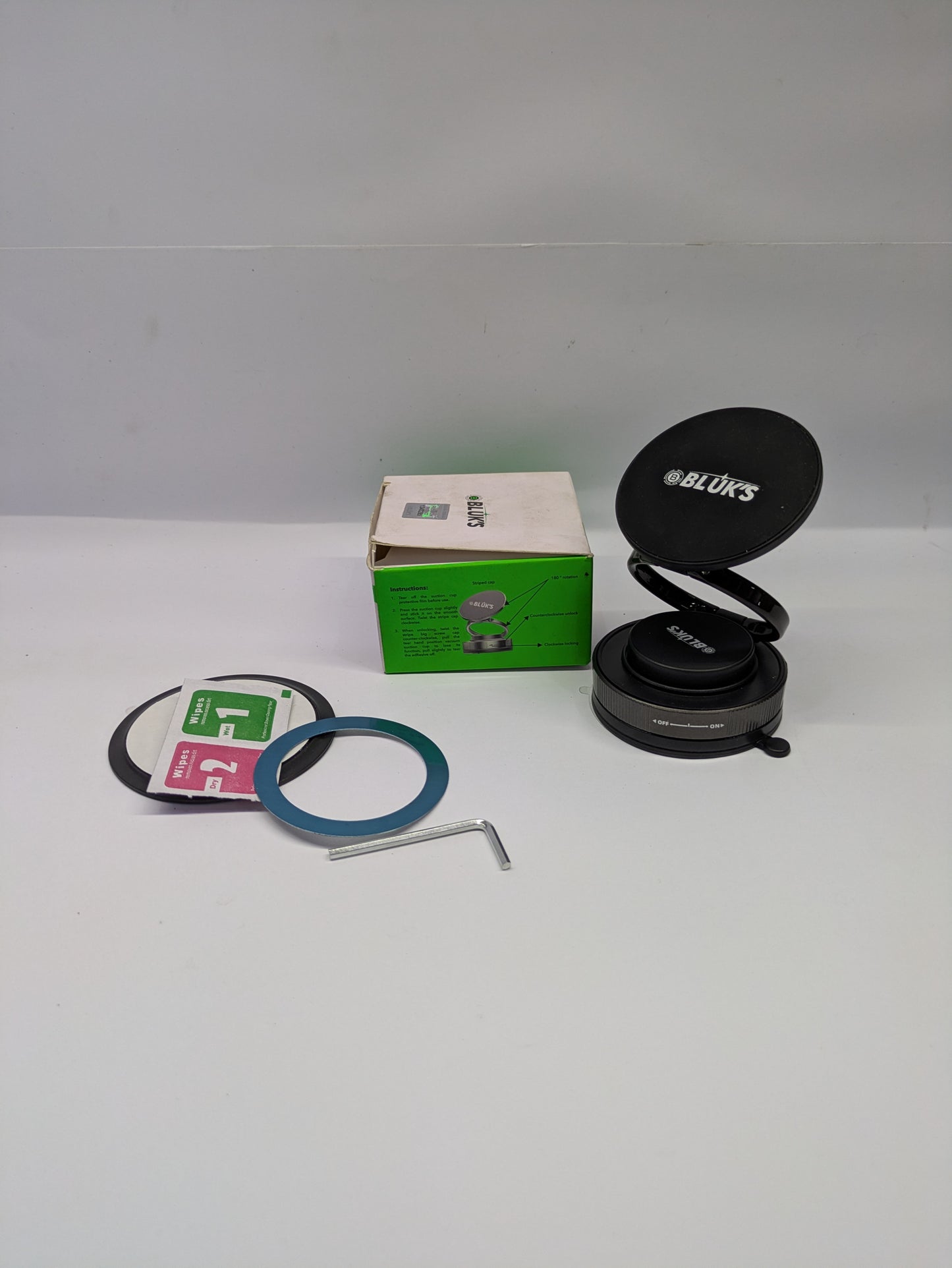 Magnetic mobile holder