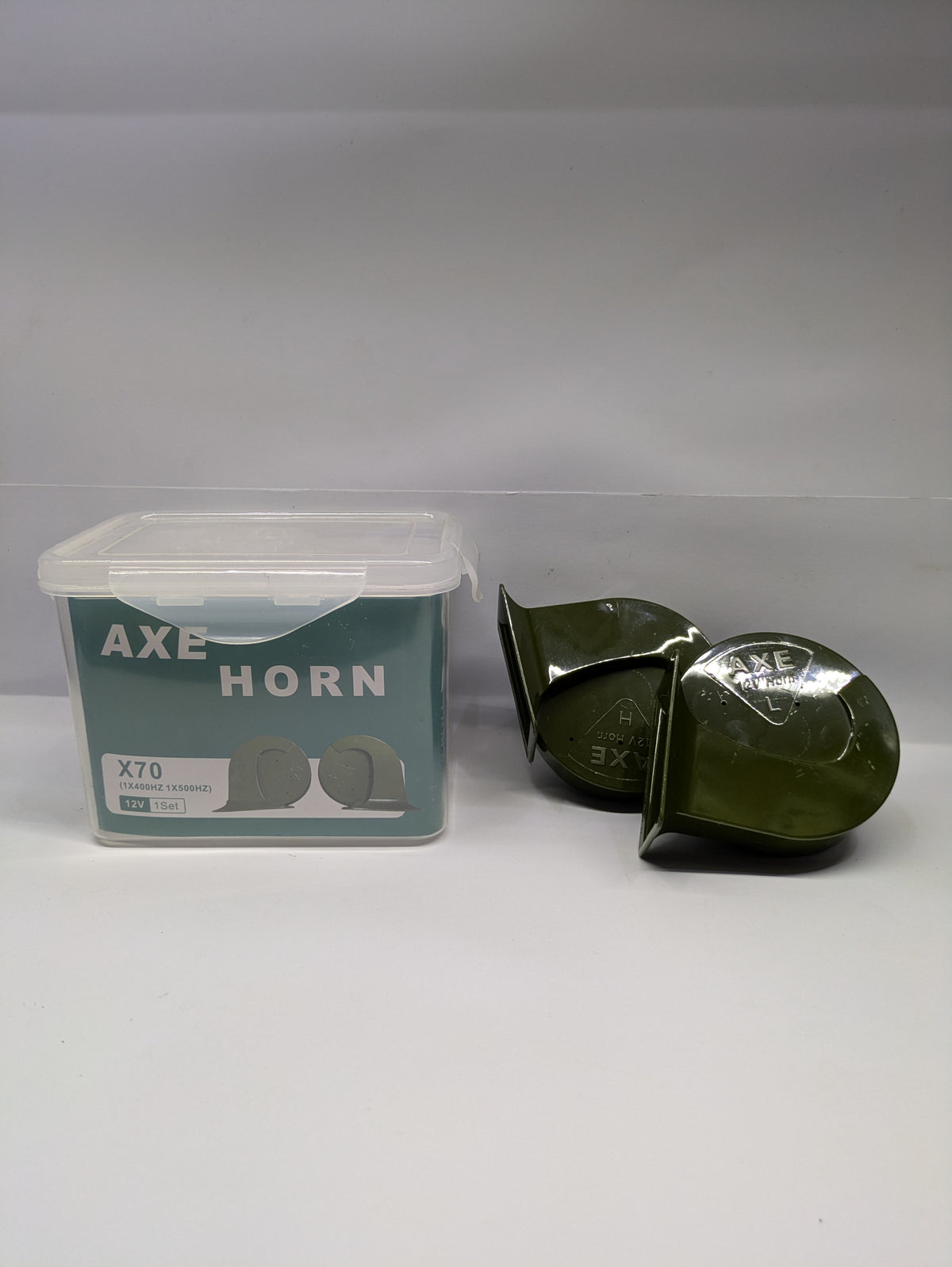 Axe horn